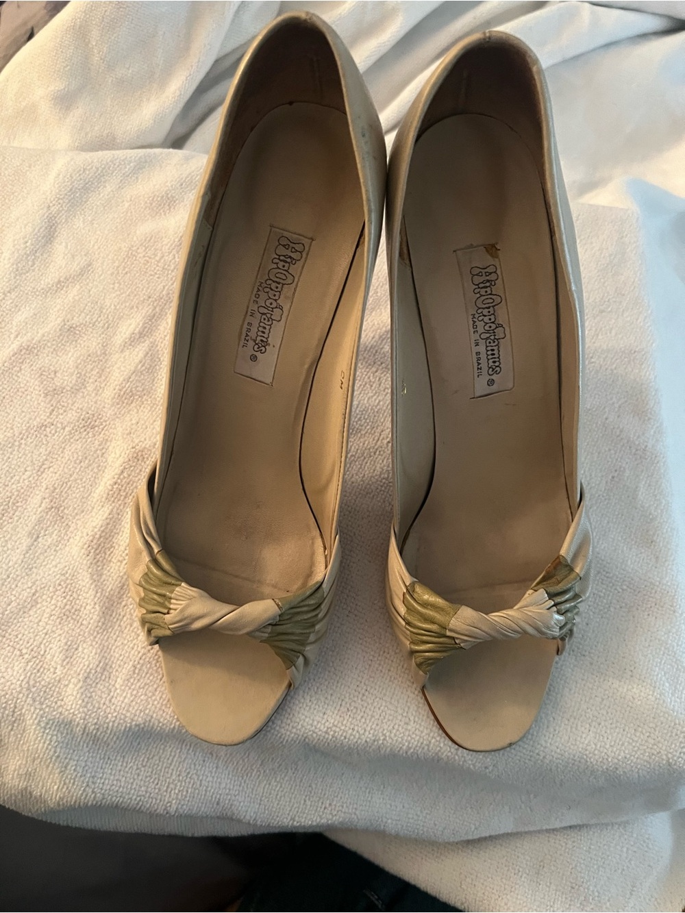 Hippopotamus Cream & Sage Green Peep Toe Heels – Made in Brazil
